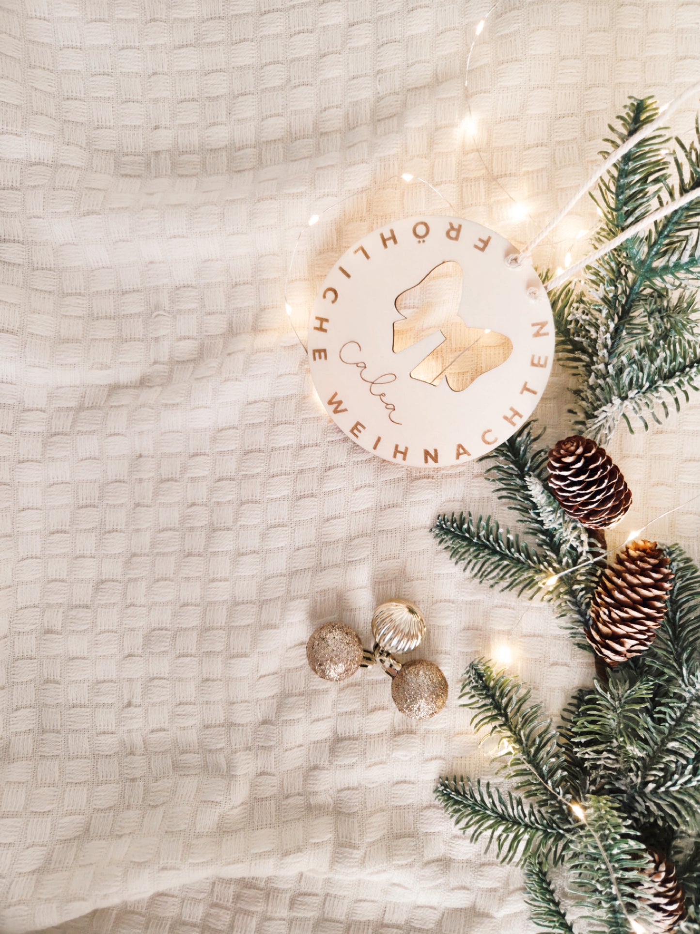 Weihnachtsschild aus Holz personalisiert Namen