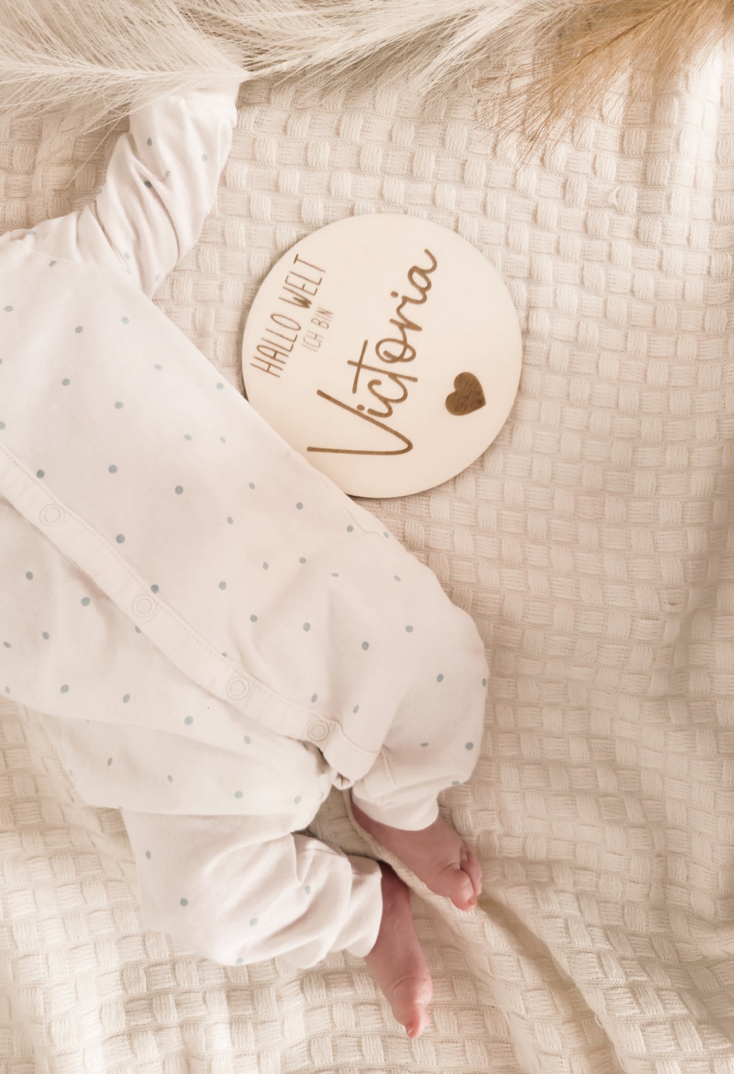 Hallo Welt Holzschild mit Personalisierung