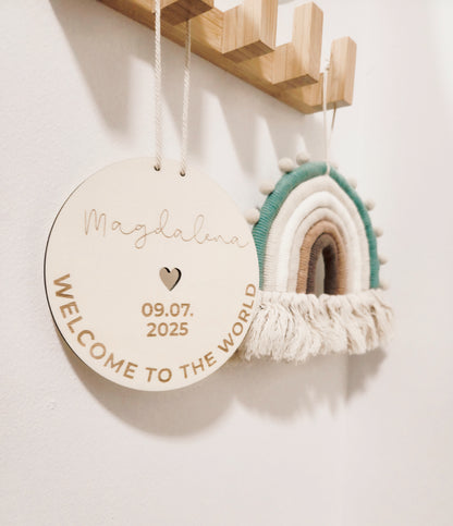 Welcome to the World Holzschild mit Namen und Datum