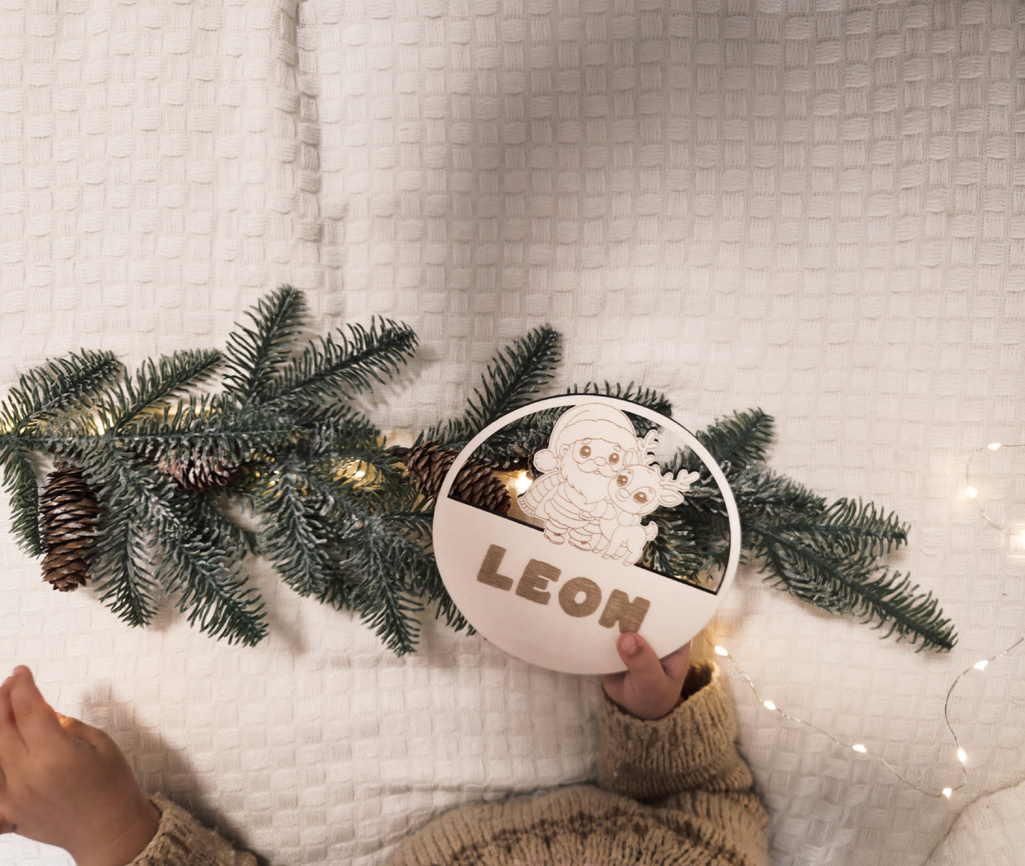 Weihnachtsschild aus Holz personalisiert Namen
