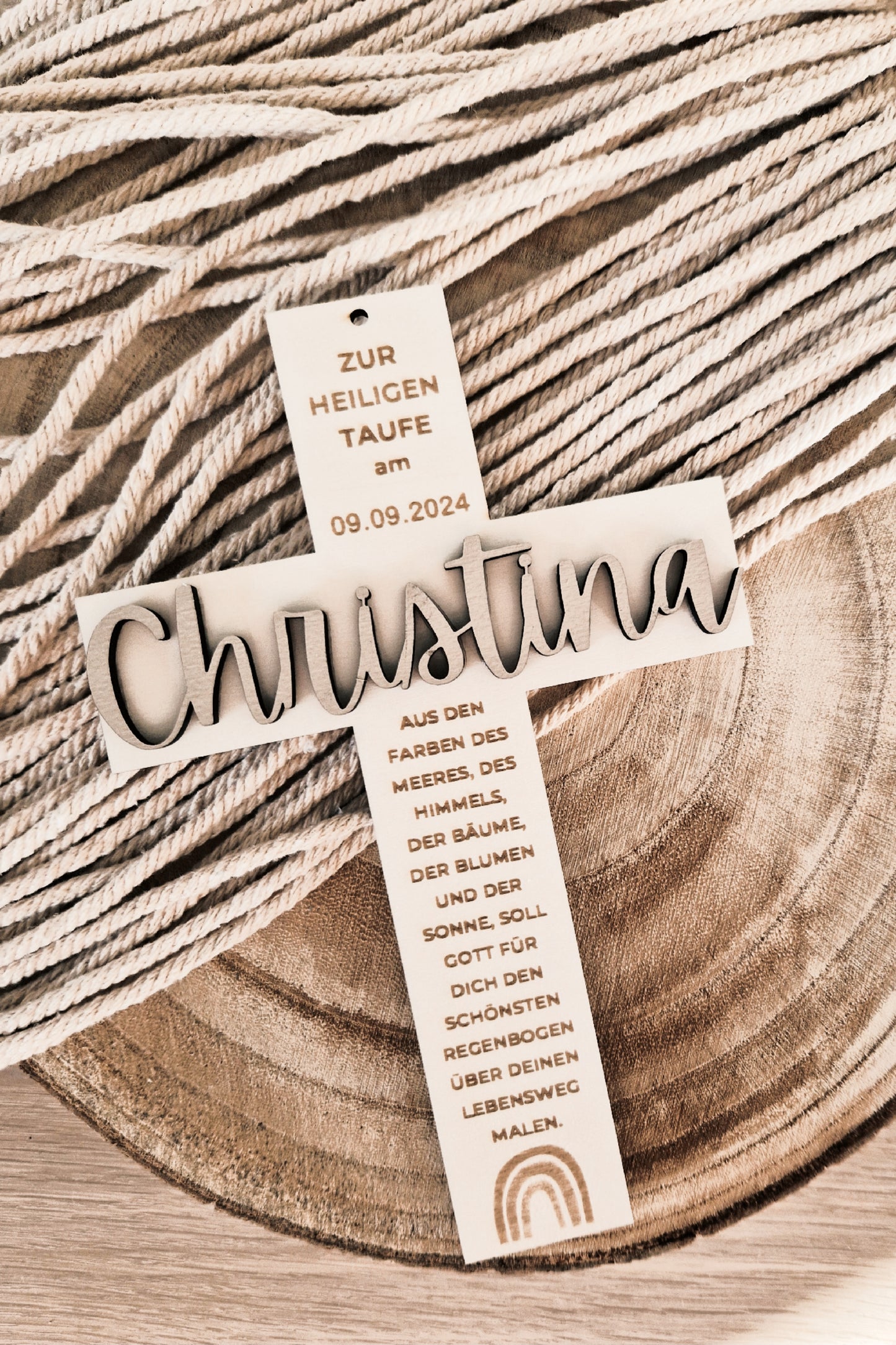 Taufkreuz mit Namen personalisiert