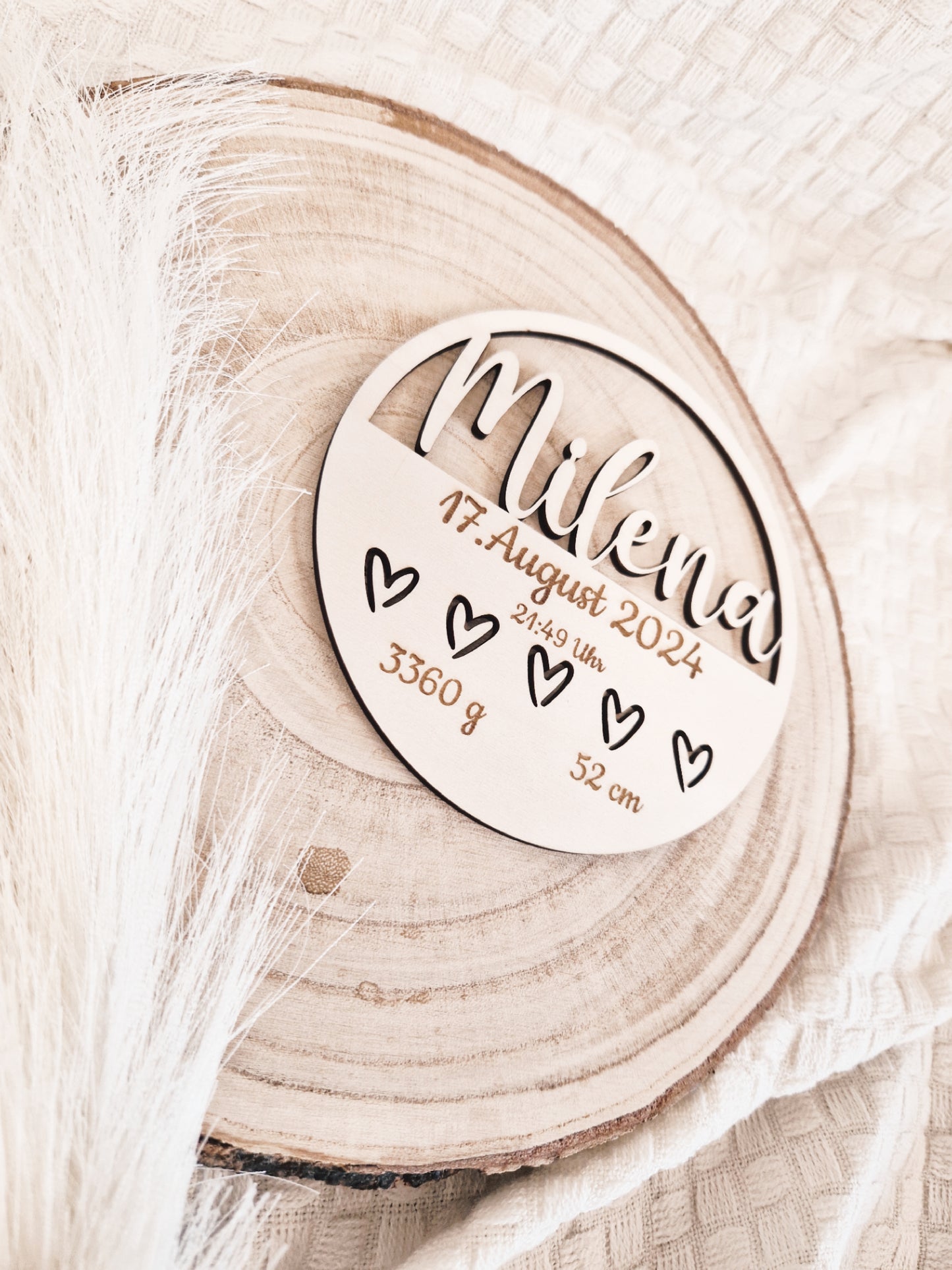 Geburtstafel aus Holz mit Geburtsdaten personalisiert