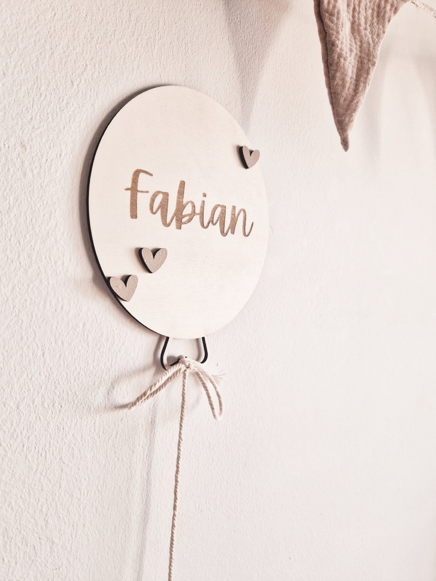 Holzschild Ballon mit Name personalisiert