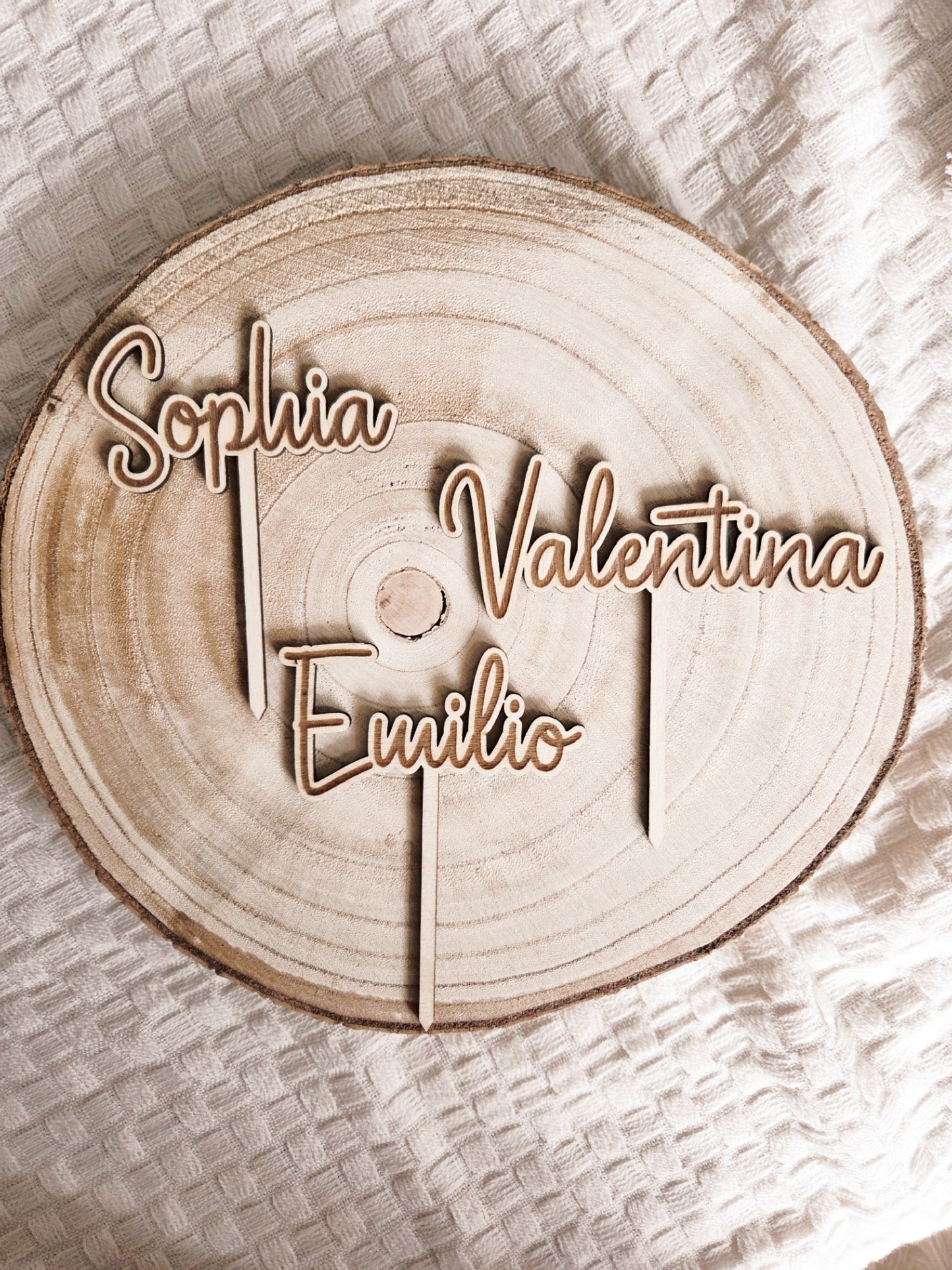 Personalisierte Caketopper mit Namen graviert