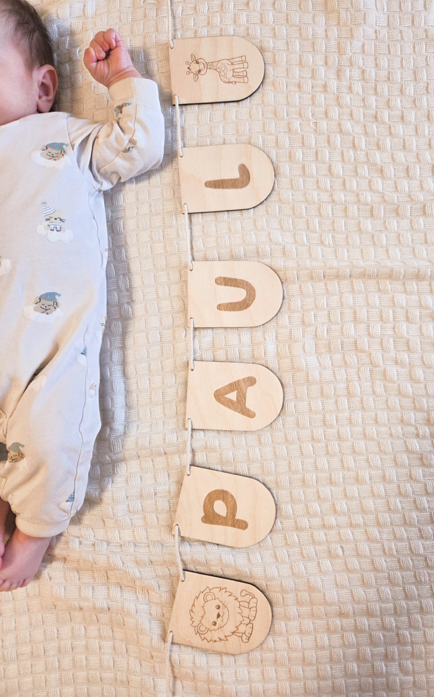 Kinderzimmer Wimpelkette personalisiert mit Namen