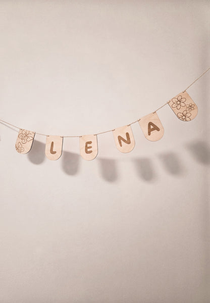 Kinderzimmer Wimpelkette personalisiert mit Namen
