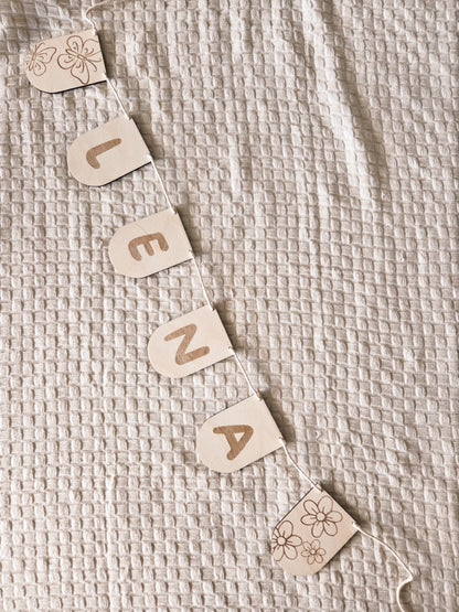 Kinderzimmer Wimpelkette personalisiert mit Namen