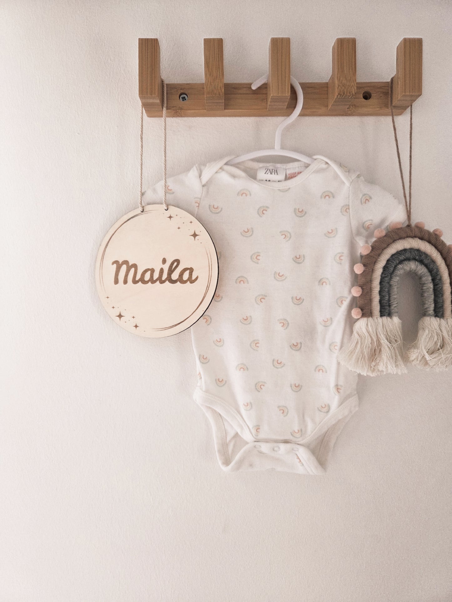 Personalisiertes Namensschild aus Holz