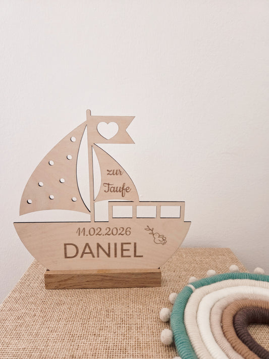 personalisiertes Taufgeschenk "Boot" mit Namen