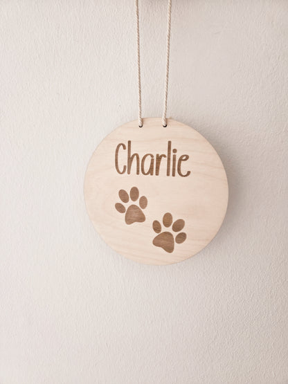 personalisiertes Haustierschild aus Holz