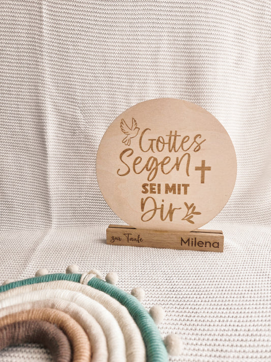 personalisiertes Taufgeschenk mit Namen graviert