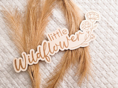 Little Wildflower aus Holz – liebevolle Kinderzimmer Deko mit Blumen