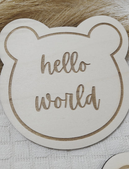 hello world und waiting for you Holzschild im Bärenstil